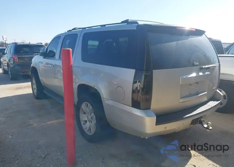 2011 GMC Yukon Xl 1500 Slt z USA, uszkodzony, nr VIN 1GKS2LE33BR206651